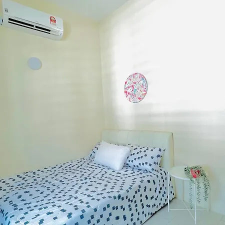 Homestay Akasia 12 Seri Iskandar Exterior photo