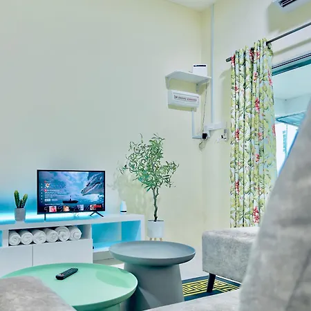 Homestay Akasia 12 Seri Iskandar Exterior photo