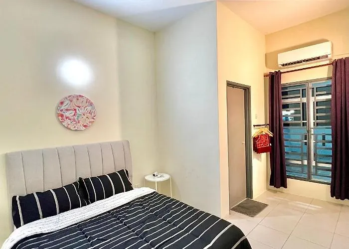 Homestay Akasia 12